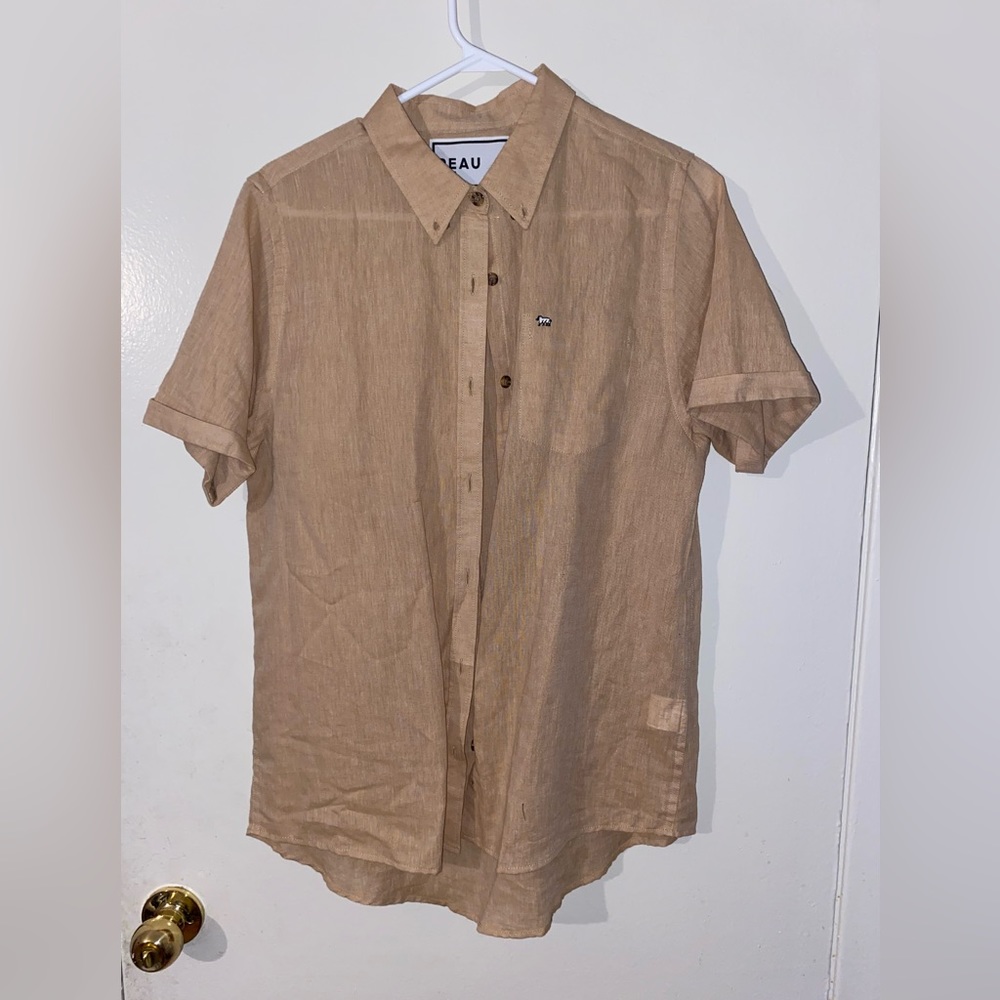 Peau de Loup button down size 10